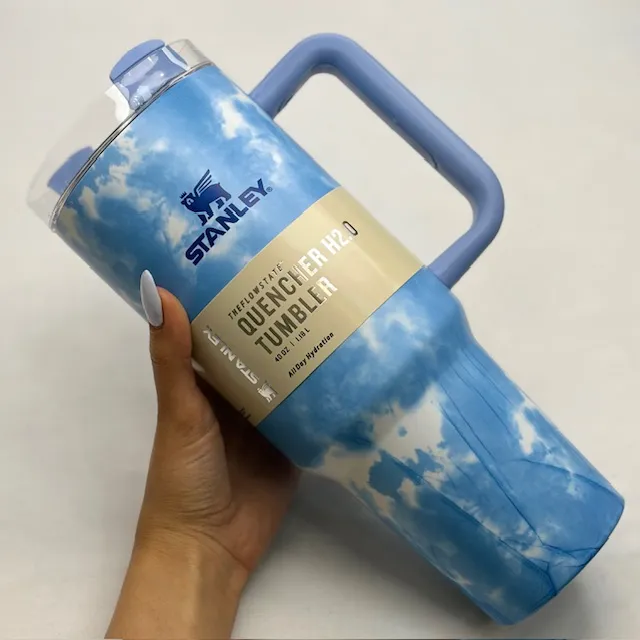 خرید ماگ استنلی طرح باتیک (Stanley Quencher H2.0 40oz Tie-Dye) با ضمانت ترب | خانه ایدهآل - Image 3